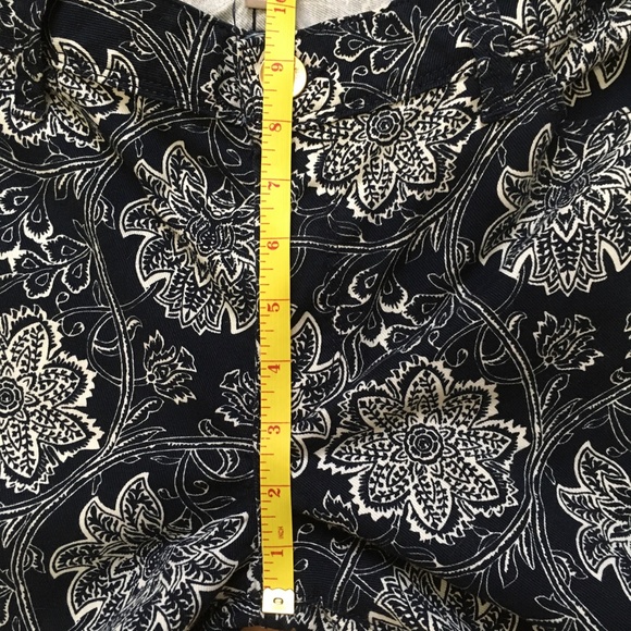 Banana Republic Patterned Ankle Pant - Picture 5 of 5